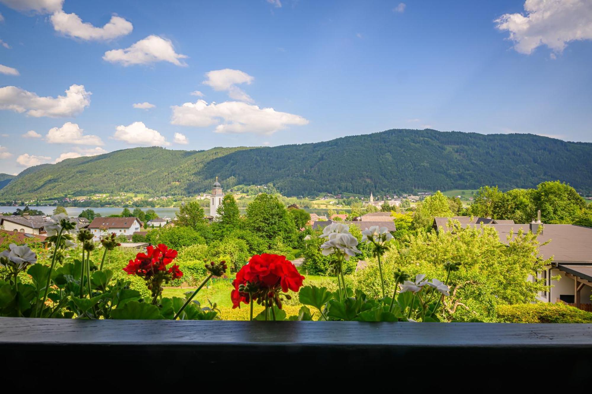 Landhaus Bergsee Bodensdorf Buitenkant foto